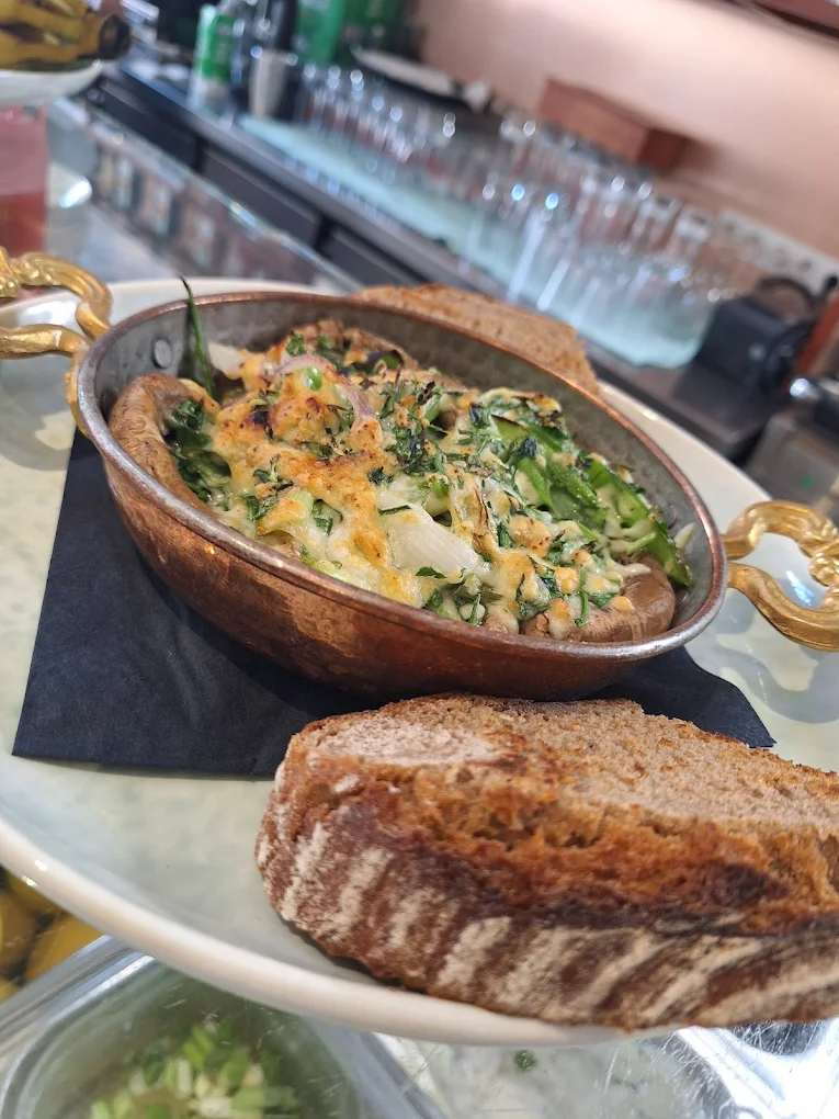 Frühstück und Kaffee